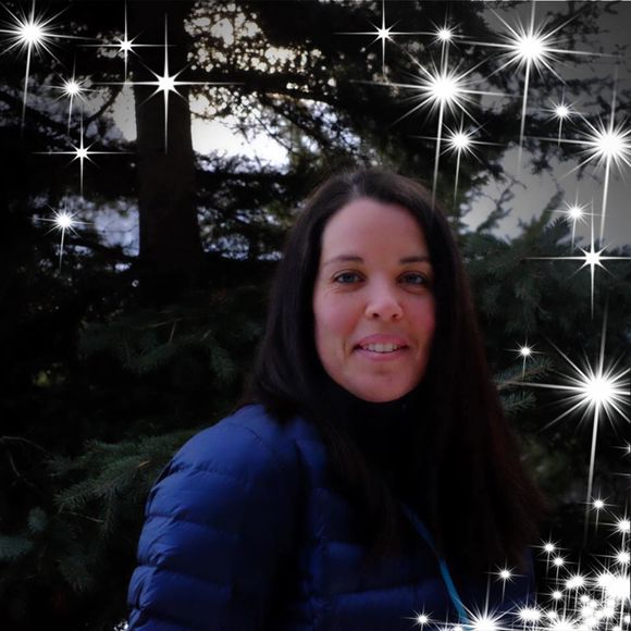 Meet your Posher, Jennifer - Picture 1 of 1